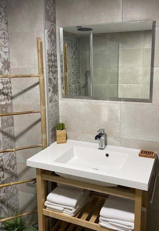 Pueblo Blanco Sea View Apartment By Namaste Elite Torremolinos Esterno foto